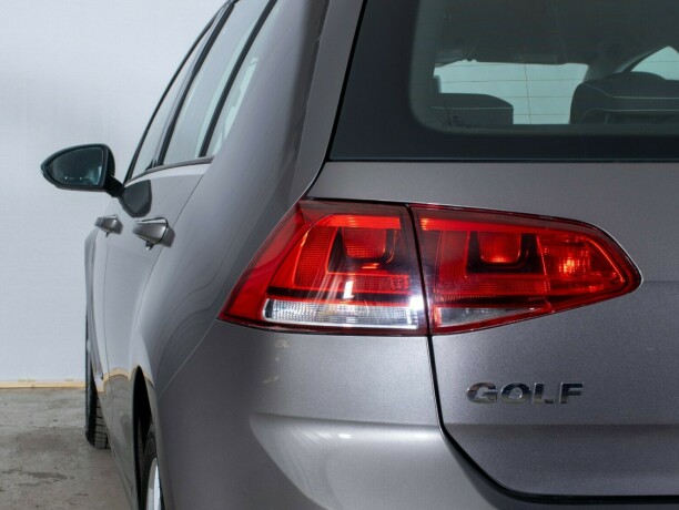 volkswagen-golf-bensin-2013-big-9