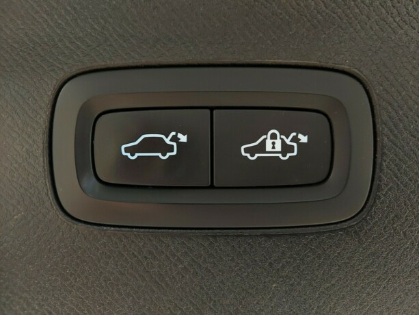 volvo-xc-90-diesel-2019-big-27