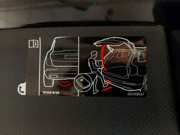 volvo-xc-90-diesel-2019-big-28