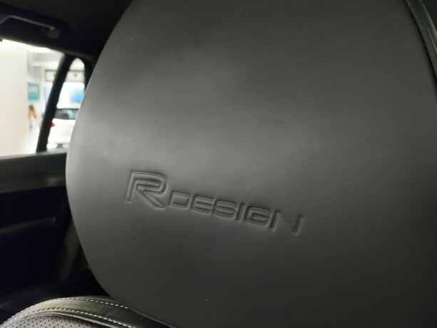 volvo-xc-90-diesel-2019-big-15