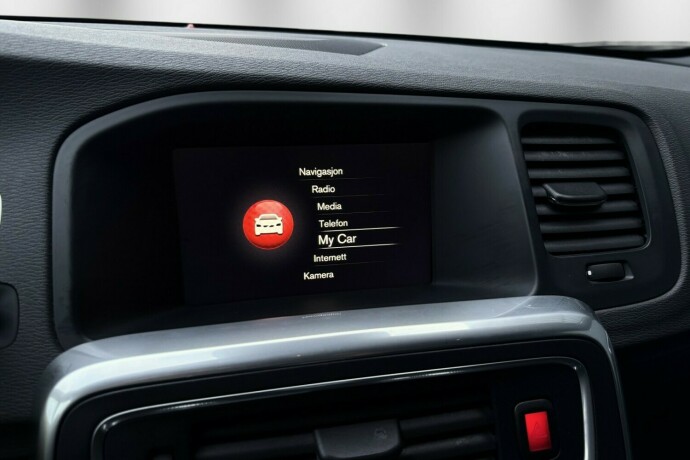 volvo-v60-elektrisitetdiesel-2018-big-24