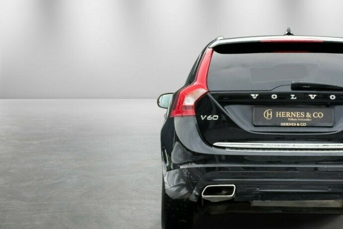 volvo-v60-elektrisitetdiesel-2018-big-6