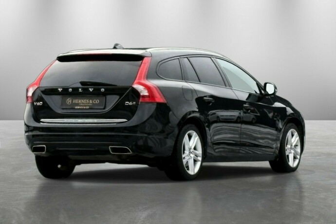 volvo-v60-elektrisitetdiesel-2018-big-7