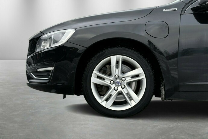 volvo-v60-elektrisitetdiesel-2018-big-4