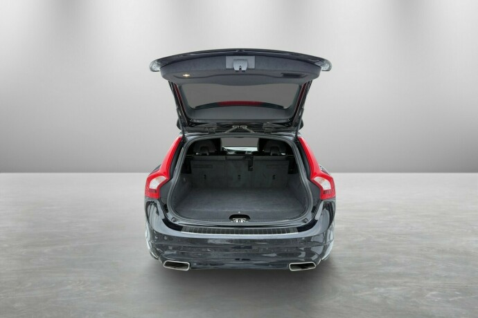 volvo-v60-elektrisitetdiesel-2018-big-9