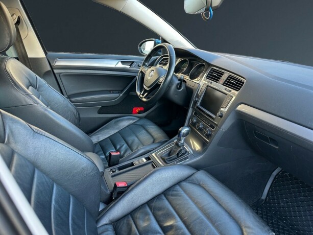 volkswagen-golf-elektrisitet-2017-big-11