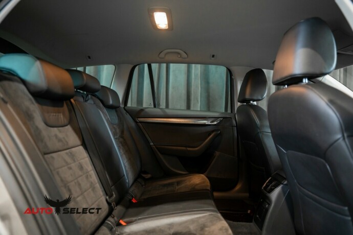 skoda-octavia-scout-diesel-2016-big-13