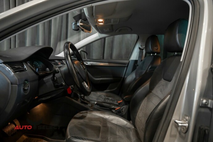 skoda-octavia-scout-diesel-2016-big-22