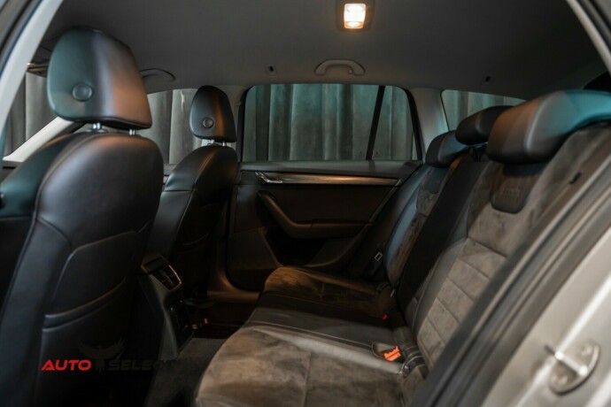 skoda-octavia-scout-diesel-2016-big-15