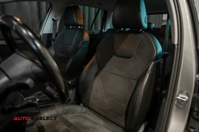 skoda-octavia-scout-diesel-2016-big-23