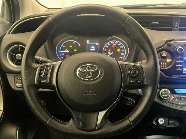 toyota-yaris-elektrisitetbensin-2019-big-9