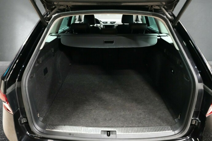 skoda-superb-elektrisitetbensin-2021-big-18