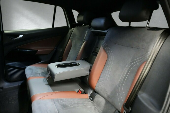 volkswagen-id4-elektrisitet-2021-big-17