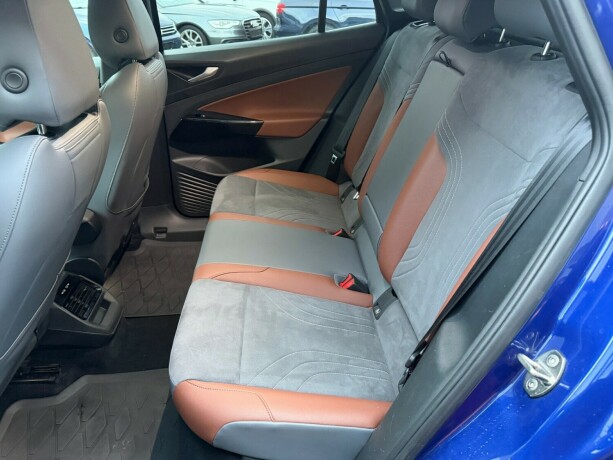 volkswagen-id4-elektrisitet-2021-big-17