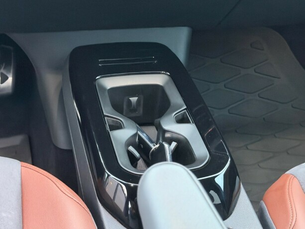 volkswagen-id4-elektrisitet-2021-big-13