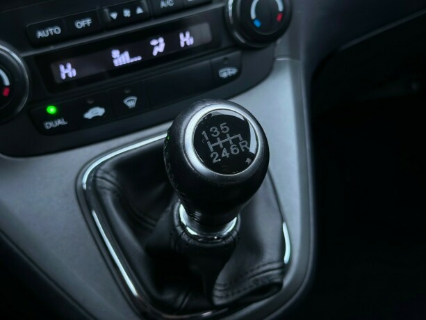 honda-cr-v-diesel-2008-big-10