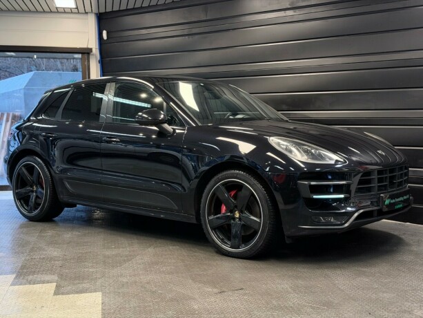 porsche-macan-bensin-2015-big-9