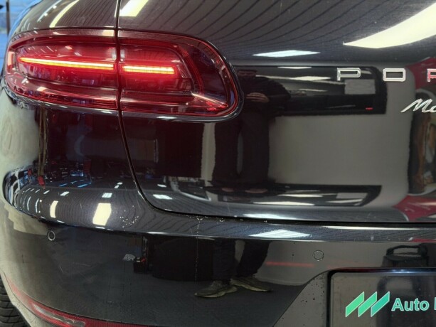 porsche-macan-bensin-2015-big-28