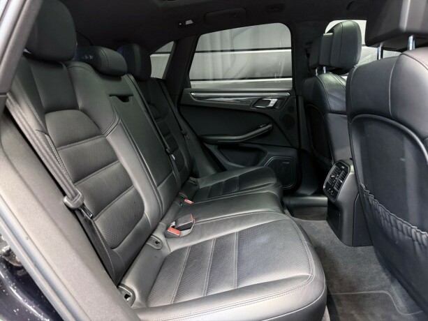 porsche-macan-bensin-2015-big-19