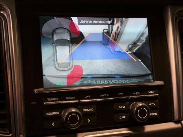 porsche-macan-bensin-2015-big-25