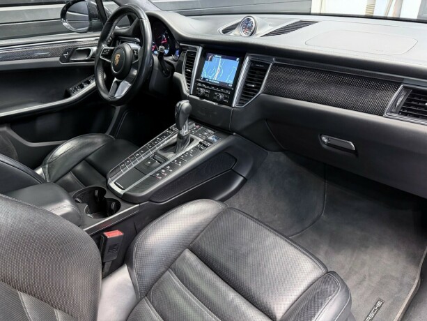 porsche-macan-bensin-2015-big-15