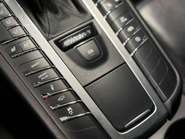 porsche-macan-bensin-2015-big-23