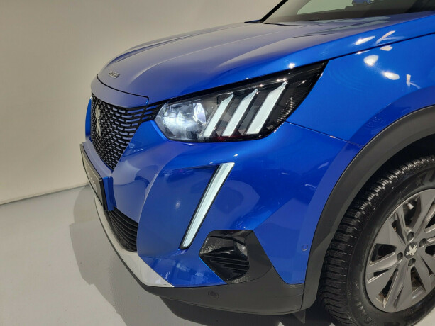 peugeot-e-2008-elektrisitet-2021-big-5