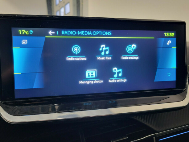 peugeot-e-2008-elektrisitet-2021-big-20