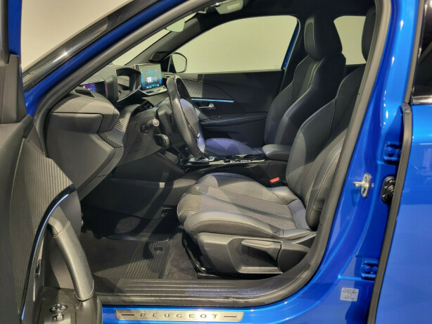 peugeot-e-2008-elektrisitet-2021-big-13