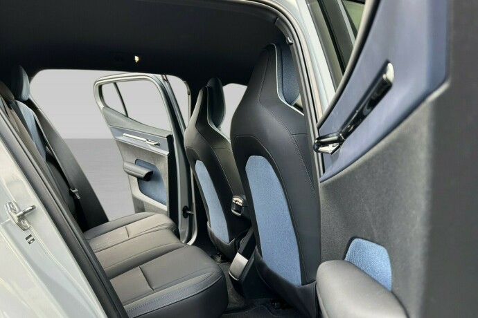 volvo-ex30-elektrisitet-2024-big-12