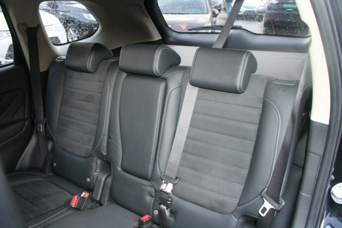 mitsubishi-outlander-elektrisitetbensin-2018-big-7