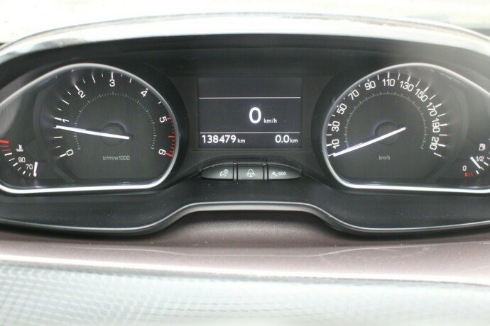 peugeot-2008-diesel-2013-big-9