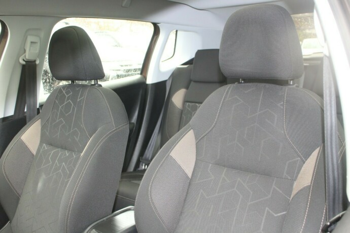 peugeot-2008-diesel-2013-big-7