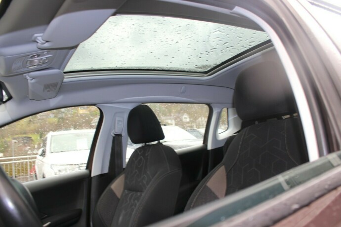 peugeot-2008-diesel-2013-big-6