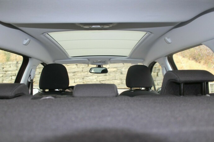 peugeot-2008-diesel-2013-big-5