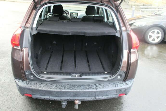 peugeot-2008-diesel-2013-big-4