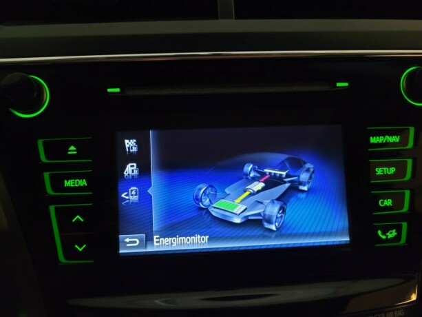 toyota-prius-seven-elektrisitetbensin-2016-big-28