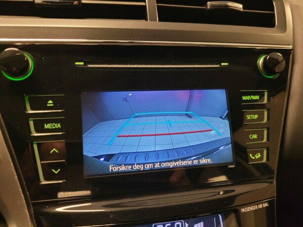 toyota-prius-seven-elektrisitetbensin-2016-big-25