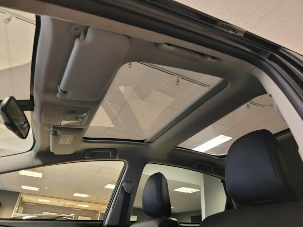 toyota-prius-seven-elektrisitetbensin-2016-big-21