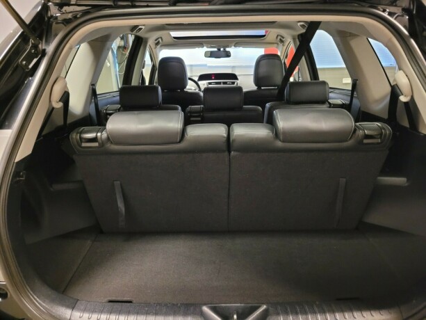 toyota-prius-seven-elektrisitetbensin-2016-big-17