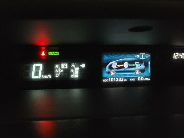 toyota-prius-seven-elektrisitetbensin-2016-big-29