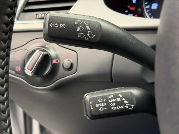 audi-a4-bensin-2009-big-16