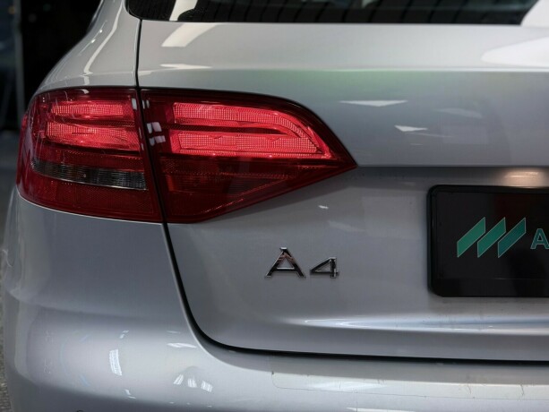 audi-a4-bensin-2009-big-7