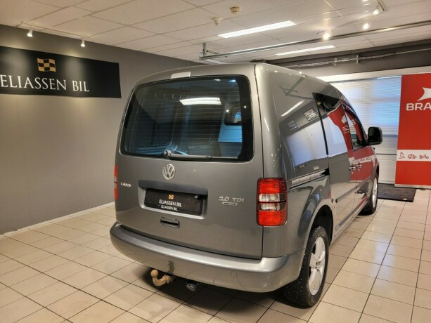 volkswagen-caddy-diesel-2012-big-4