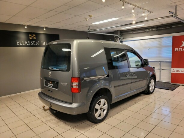 volkswagen-caddy-diesel-2012-big-3