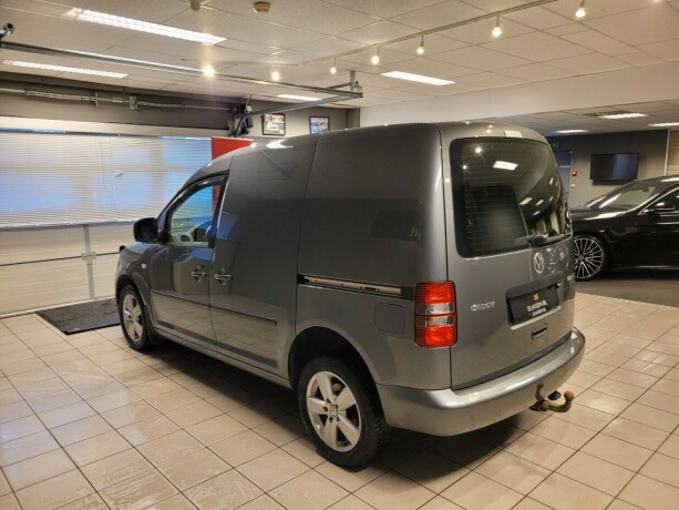volkswagen-caddy-diesel-2012-big-6