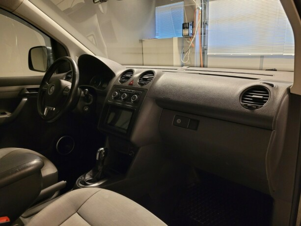 volkswagen-caddy-diesel-2012-big-14