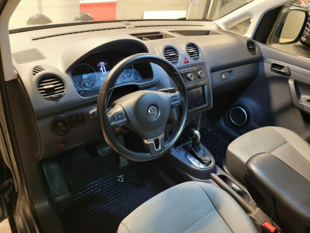 volkswagen-caddy-diesel-2012-big-25