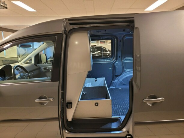 volkswagen-caddy-diesel-2012-big-21