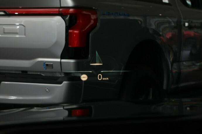 bmw-i4-m50-elektrisitet-2023-big-14